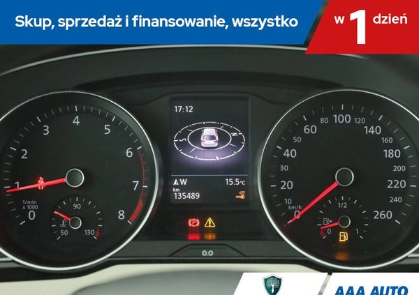 Volkswagen Passat cena 71000 przebieg: 135484, rok produkcji 2016 z Władysławowo małe 277